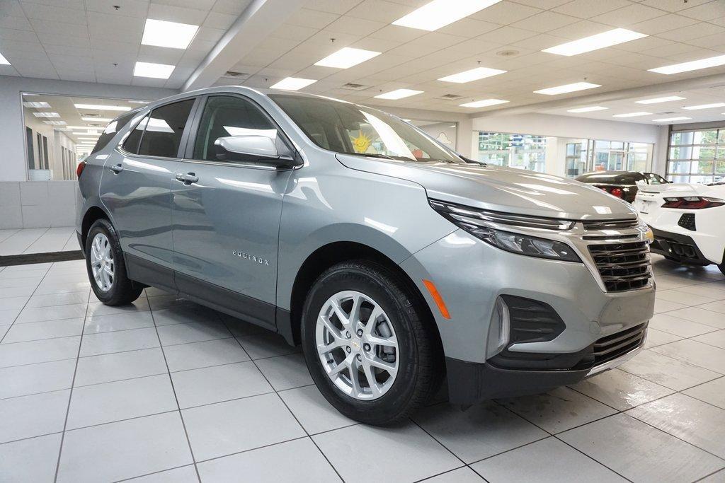 new 2024 Chevrolet Equinox car, priced at $26,245