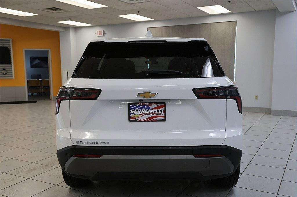 new 2026 Chevrolet Equinox car, priced at $32,995