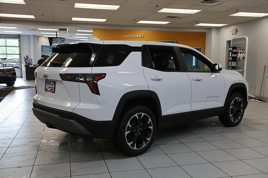 new 2026 Chevrolet Equinox car, priced at $32,995