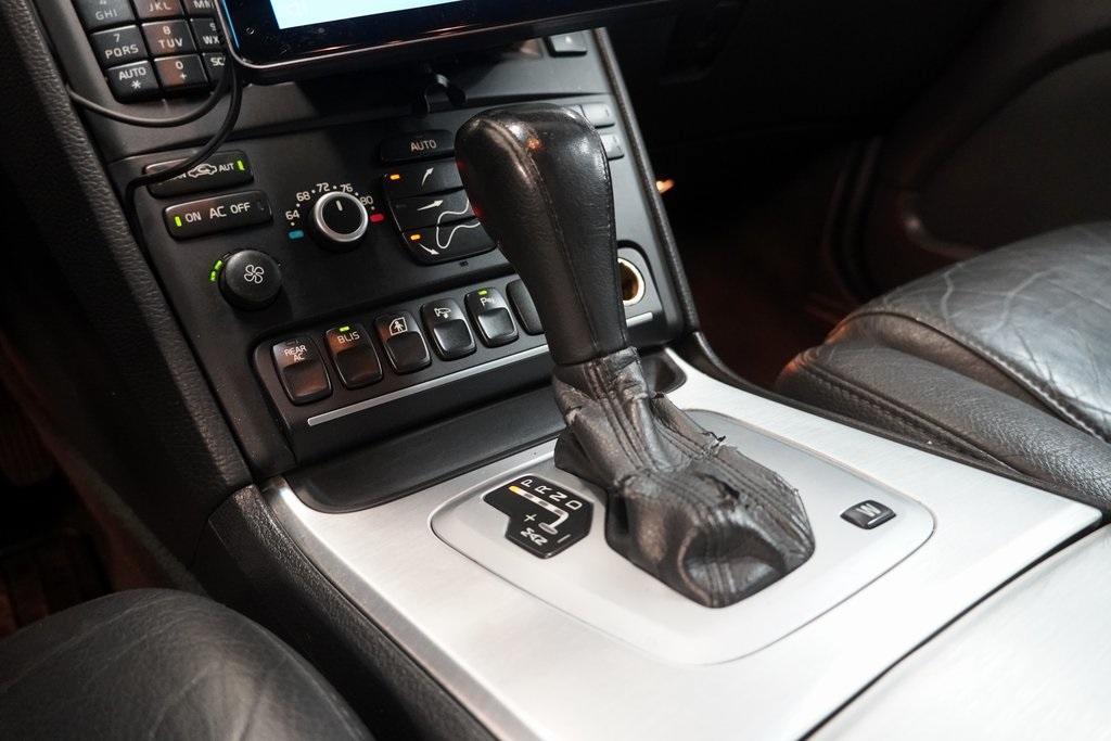 used 2013 Volvo XC90 car, priced at $8,977