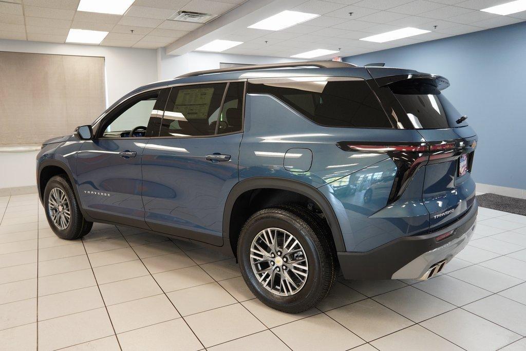 new 2025 Chevrolet Traverse car, priced at $40,290