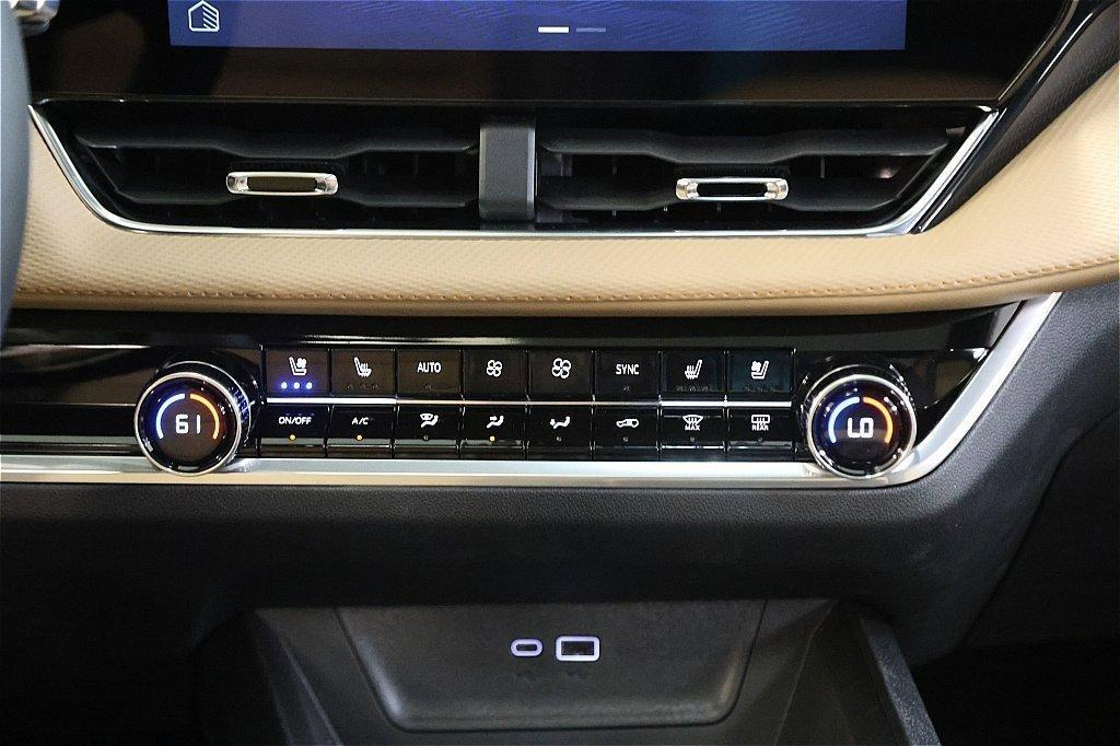 new 2026 Chevrolet Equinox car, priced at $35,995