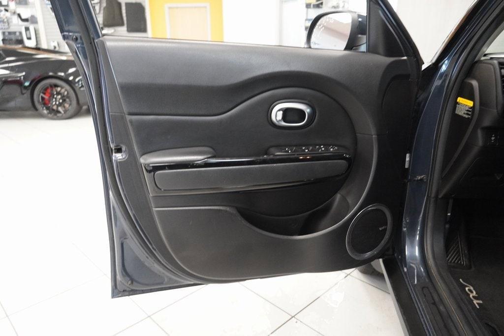 used 2014 Kia Soul car, priced at $7,900
