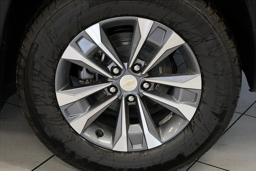 new 2026 Chevrolet Equinox car, priced at $28,290