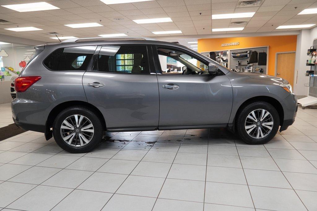 used 2017 Nissan Pathfinder car, priced at $13,995