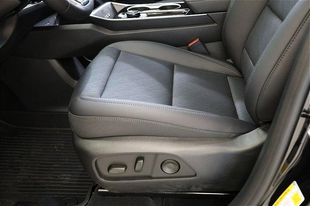 new 2026 Chevrolet Equinox car, priced at $30,599