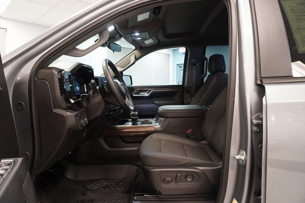 used 2025 Chevrolet Silverado 1500 car, priced at $54,980