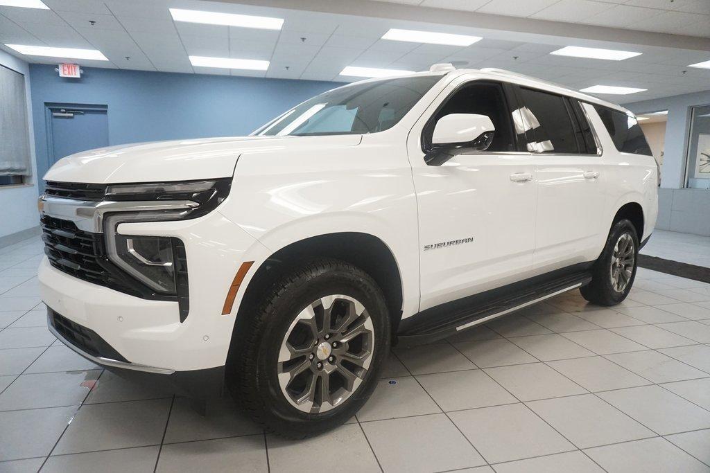 new 2025 Chevrolet Suburban car, priced at $63,986