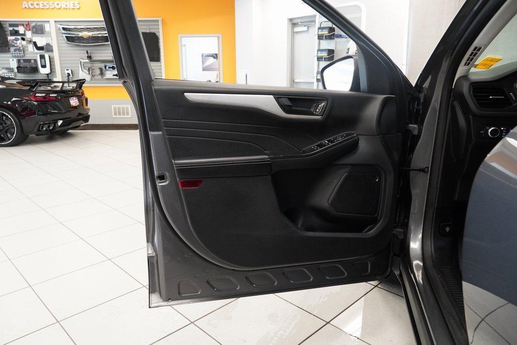 used 2022 Ford Escape car, priced at $18,463