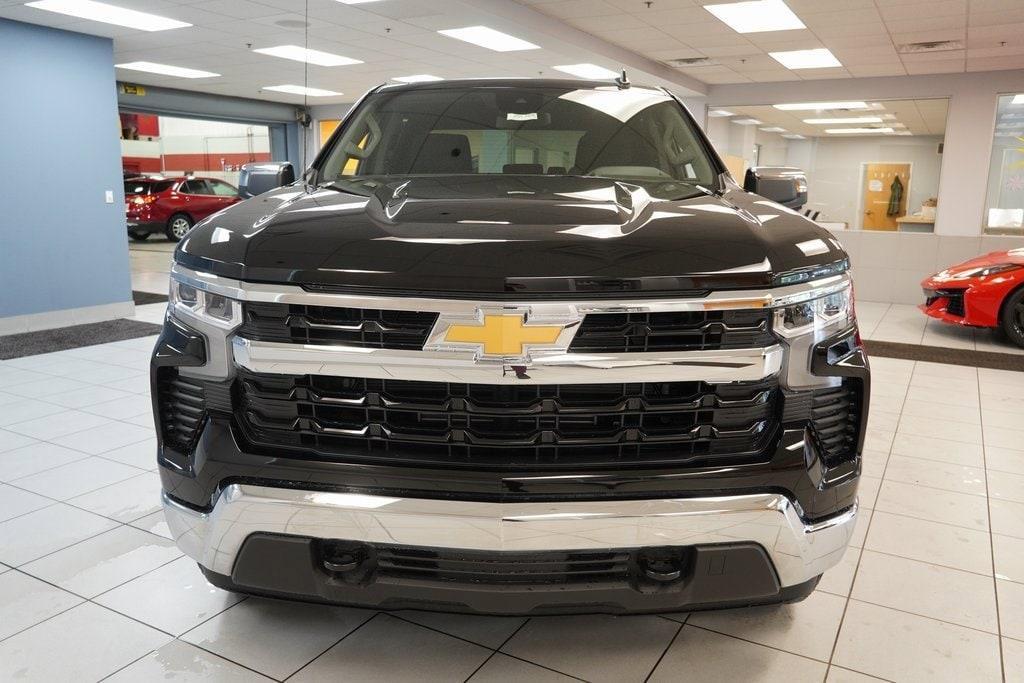 new 2025 Chevrolet Silverado 1500 car, priced at $40,245
