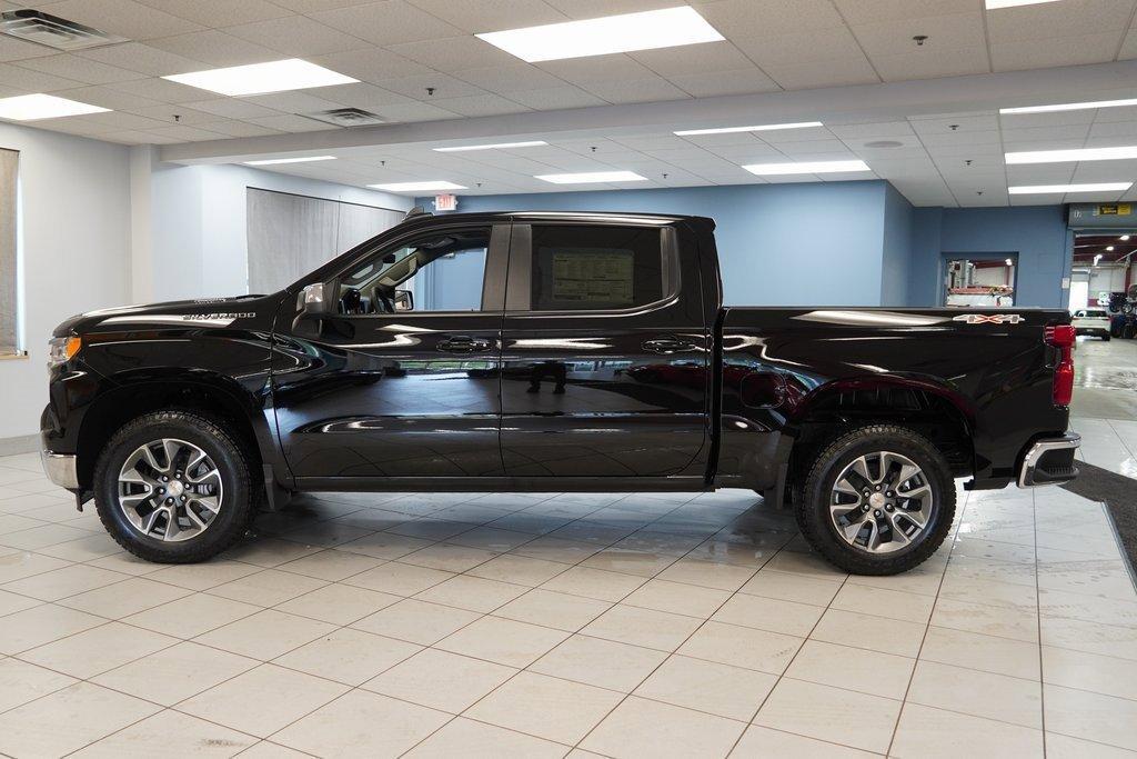 new 2025 Chevrolet Silverado 1500 car, priced at $40,245