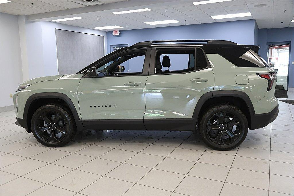 new 2026 Chevrolet Equinox car, priced at $31,990