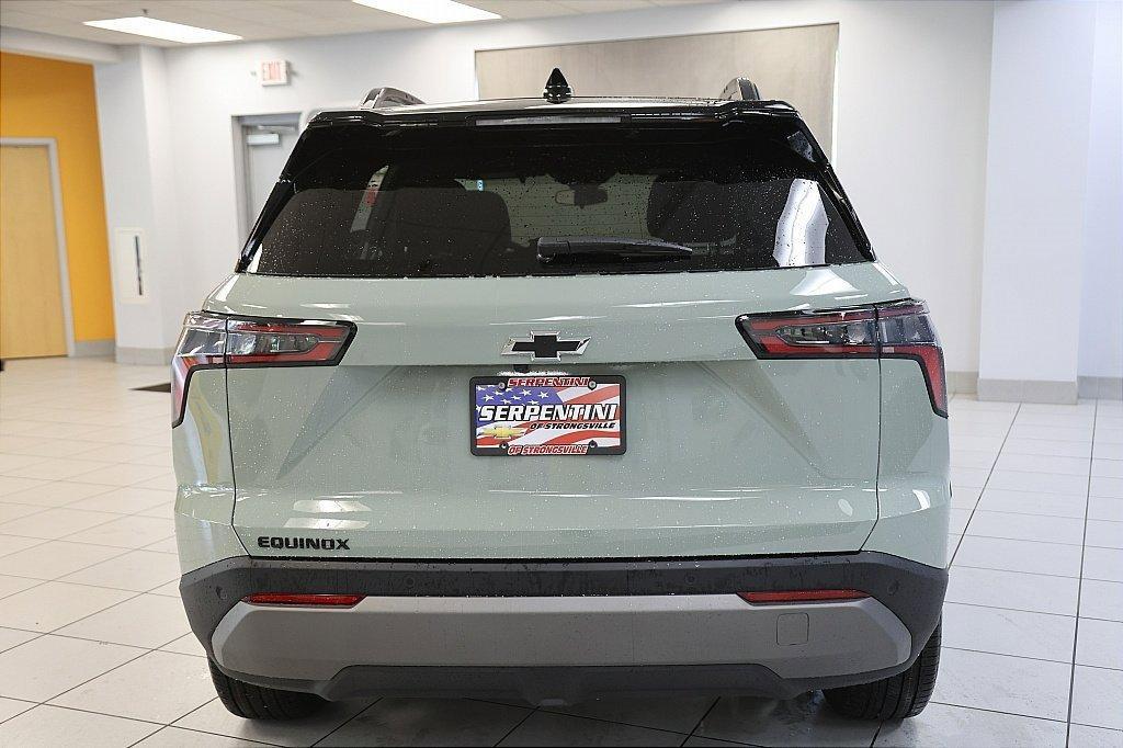 new 2026 Chevrolet Equinox car, priced at $31,990