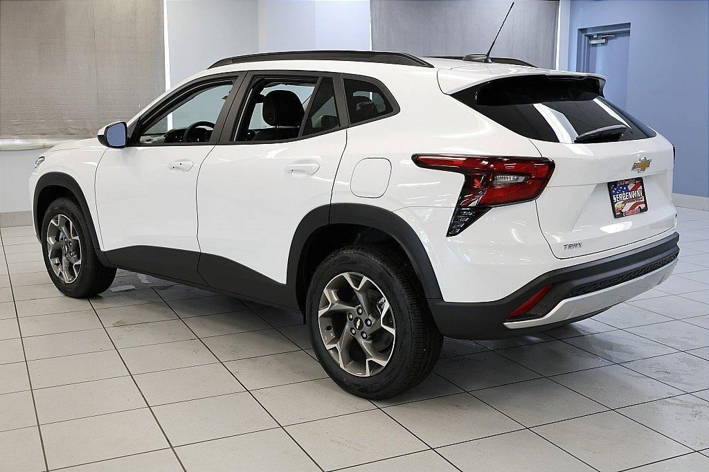 new 2025 Chevrolet Trax car, priced at $21,299