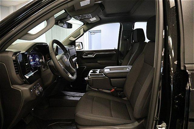 new 2025 Chevrolet Silverado 1500 car, priced at $47,245
