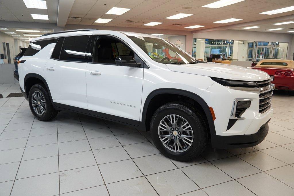 new 2025 Chevrolet Traverse car, priced at $43,790