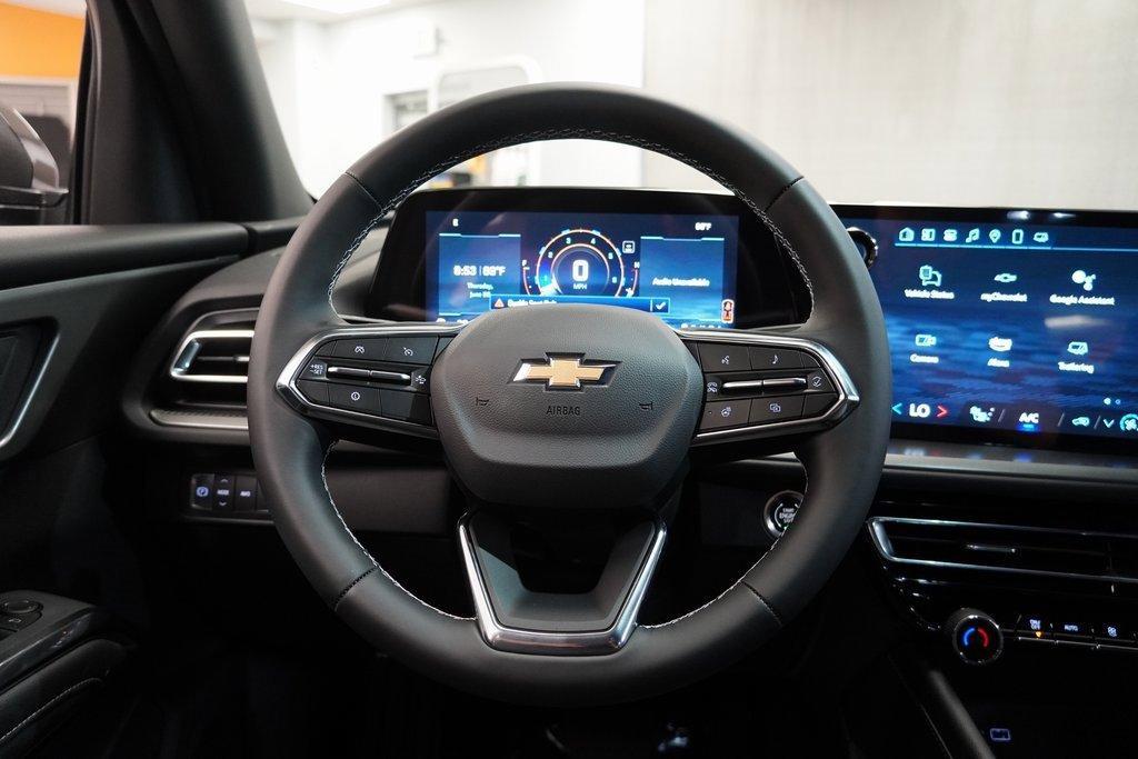 new 2025 Chevrolet Traverse car, priced at $43,790