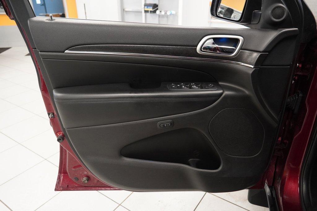 used 2018 Jeep Grand Cherokee car, priced at $17,500