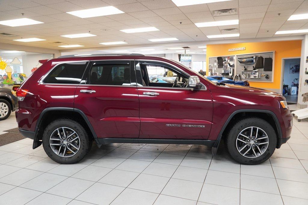 used 2018 Jeep Grand Cherokee car, priced at $17,500