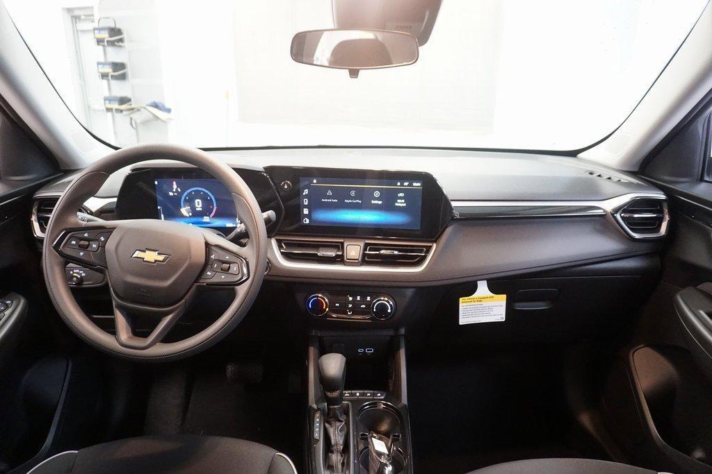 new 2025 Chevrolet TrailBlazer car, priced at $24,201