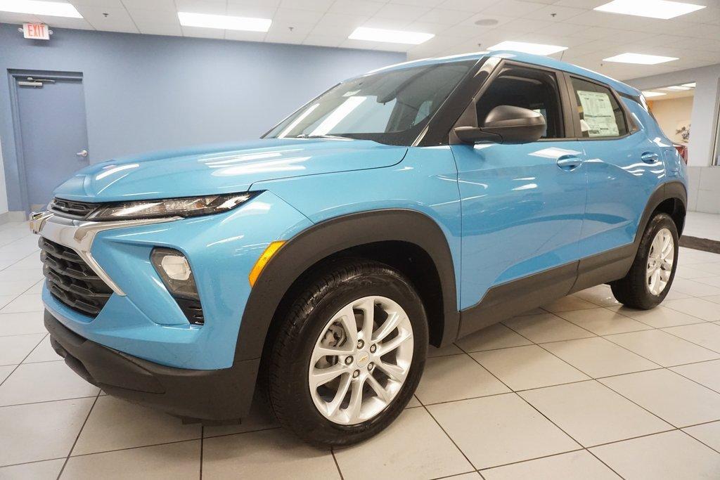 new 2025 Chevrolet TrailBlazer car, priced at $24,201