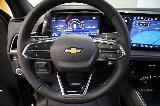 new 2025 Chevrolet Suburban car, priced at $90,900
