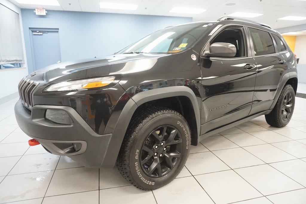 used 2015 Jeep Cherokee car, priced at $12,995