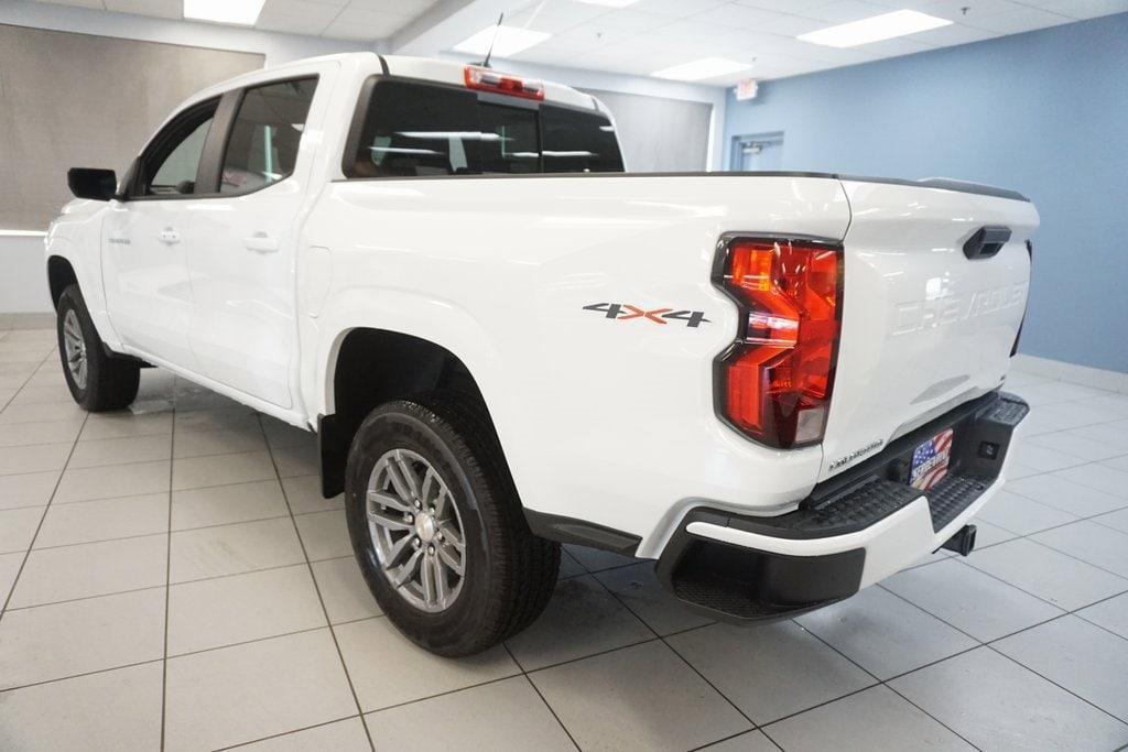 new 2024 Chevrolet Colorado car, priced at $39,995