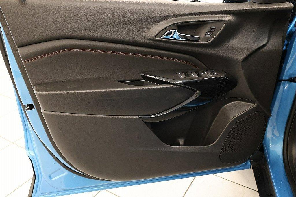 new 2025 Chevrolet Trax car, priced at $23,003
