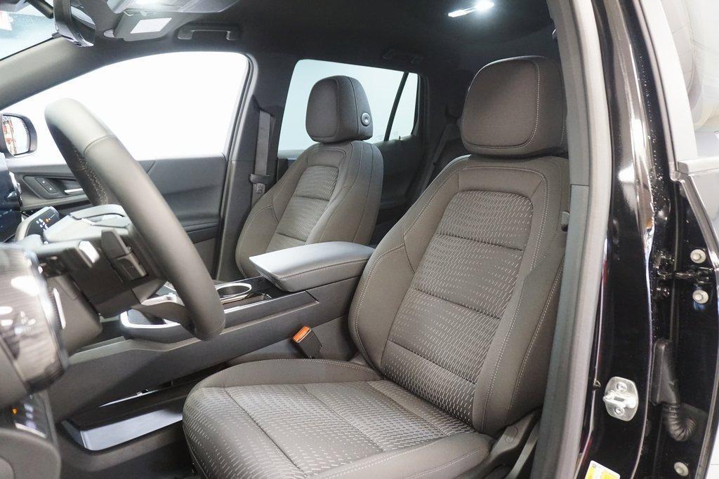 new 2025 Chevrolet Equinox car, priced at $27,995