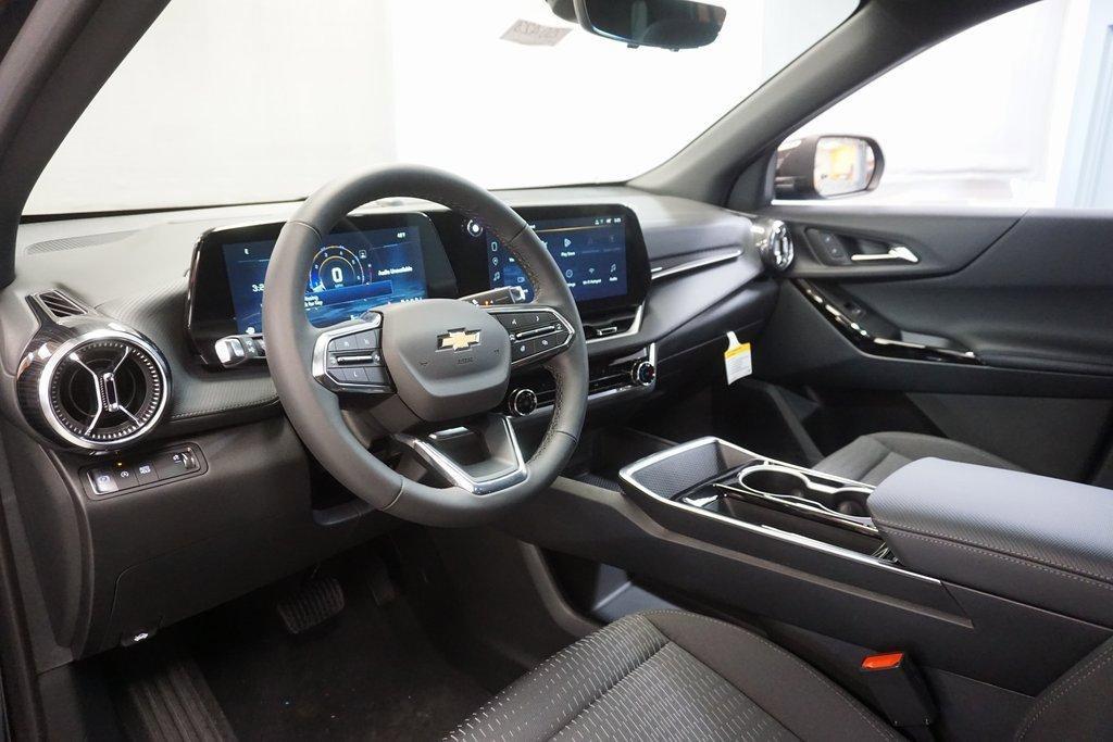 new 2025 Chevrolet Equinox car, priced at $27,995