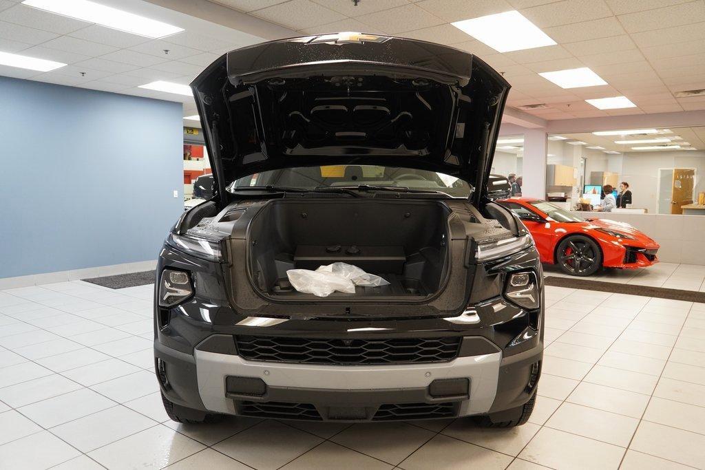 new 2025 Chevrolet Silverado EV car, priced at $75,400