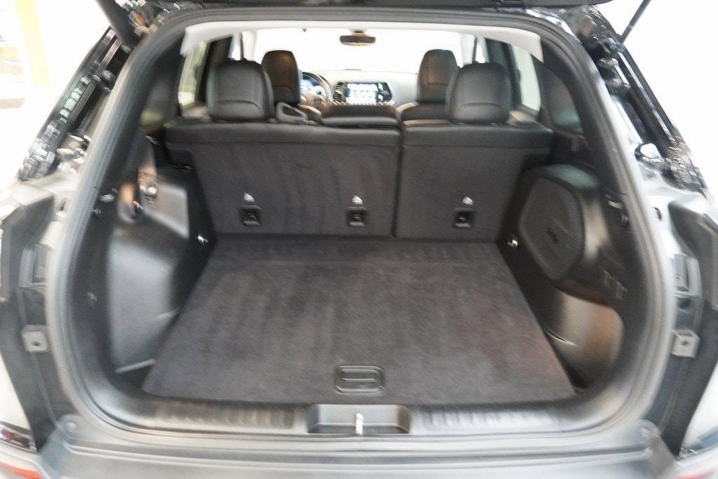 used 2019 Jeep Cherokee car, priced at $15,995