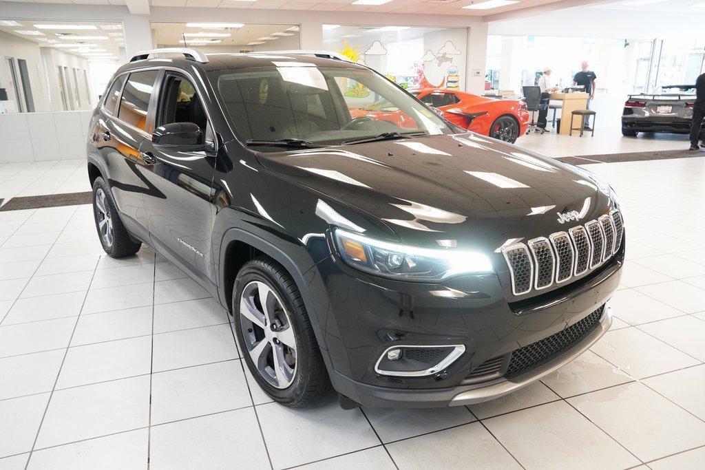 used 2019 Jeep Cherokee car, priced at $15,995