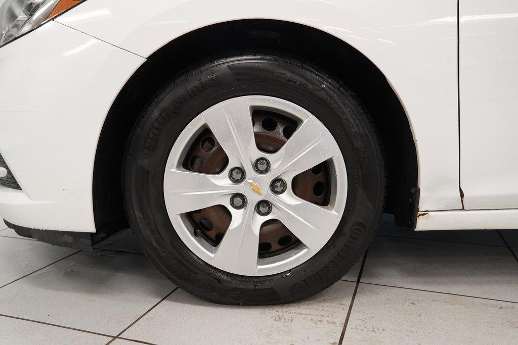 used 2017 Chevrolet Cruze car, priced at $10,500