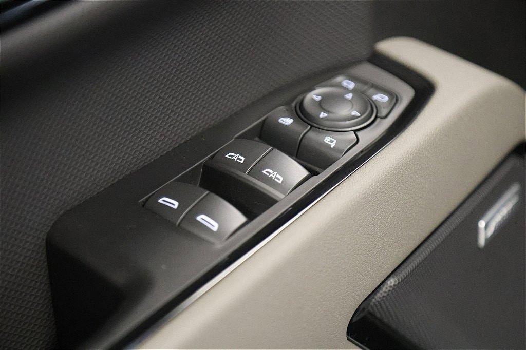 new 2025 Chevrolet Silverado 1500 car, priced at $71,820