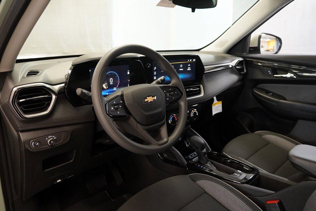new 2026 Chevrolet TrailBlazer car, priced at $23,623