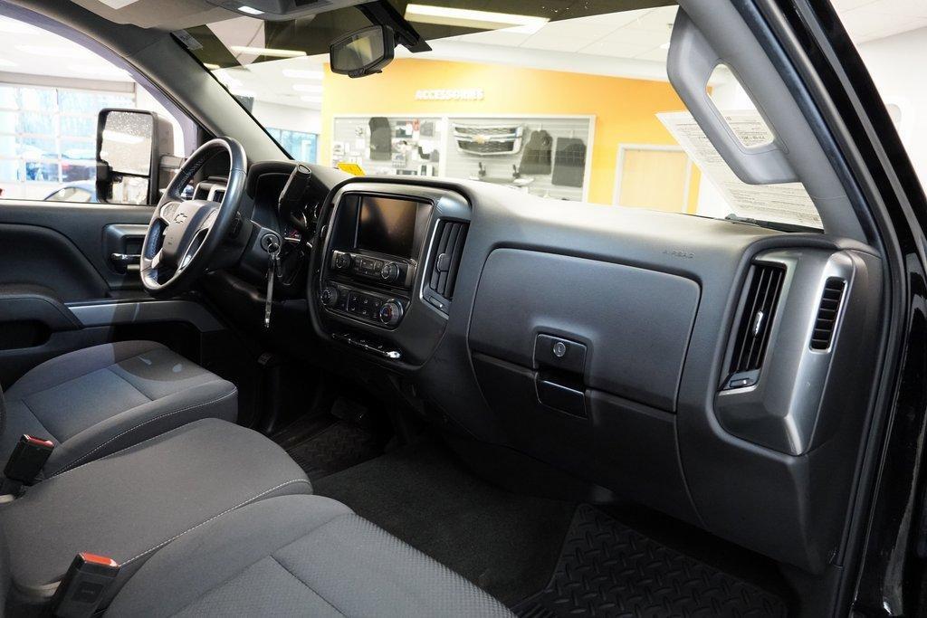 used 2018 Chevrolet Silverado 1500 car, priced at $29,700