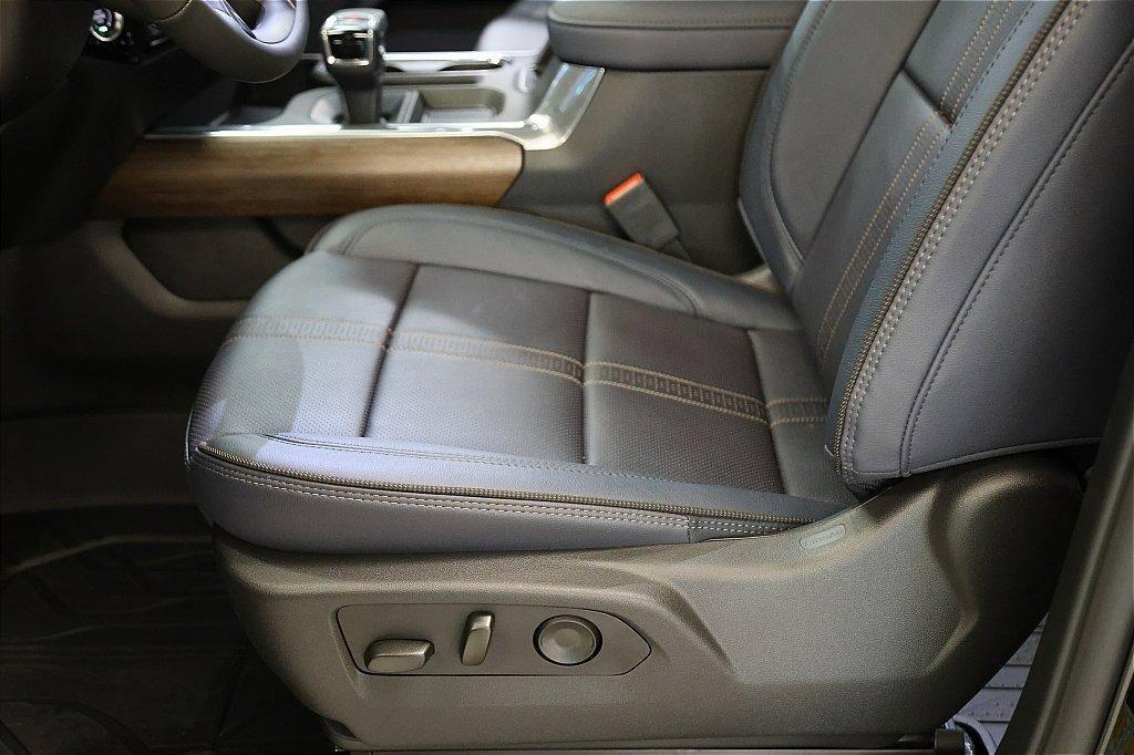 new 2025 Chevrolet Silverado 1500 car, priced at $65,995