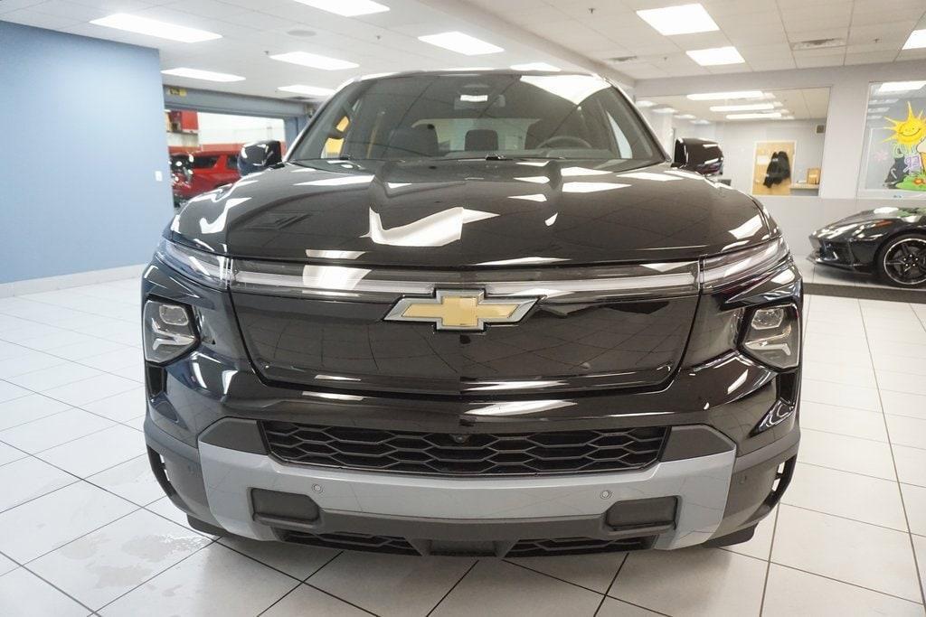 new 2025 Chevrolet Silverado EV car, priced at $77,995