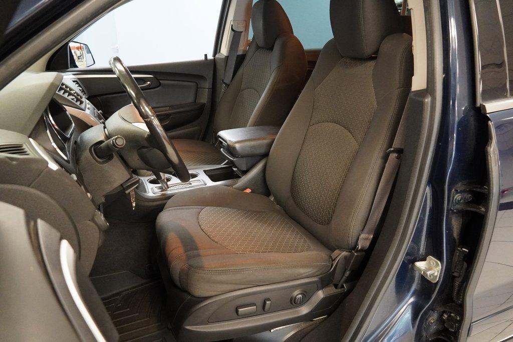 used 2010 Chevrolet Traverse car, priced at $7,948