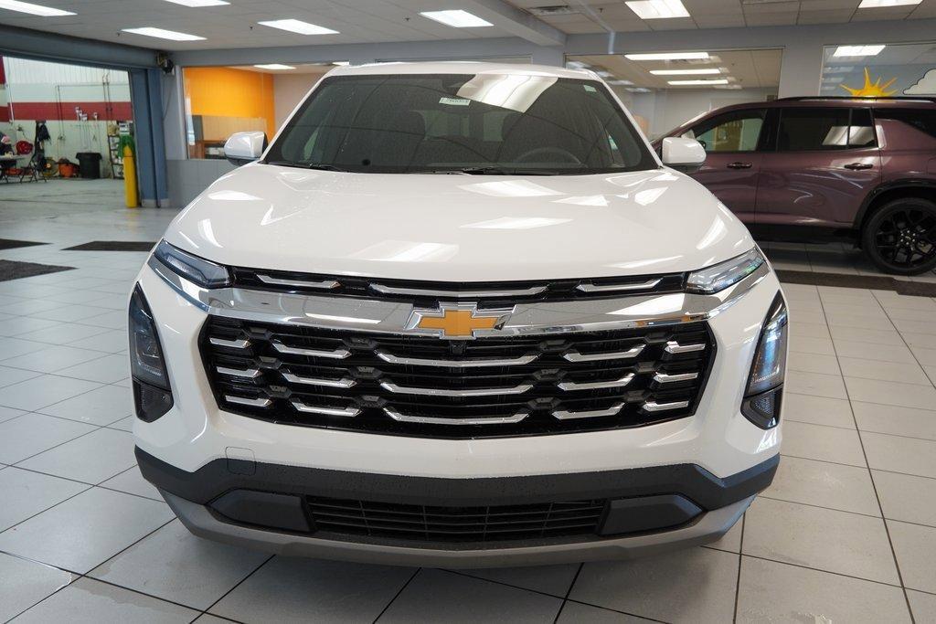 new 2026 Chevrolet Equinox car, priced at $30,599