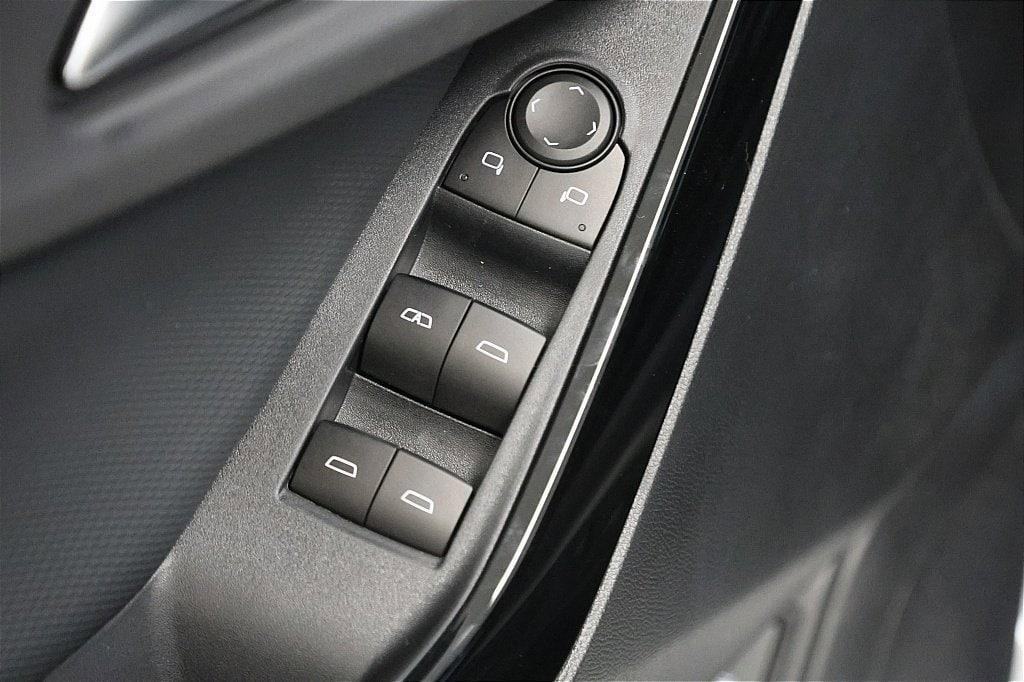 new 2026 Chevrolet Equinox car, priced at $31,299