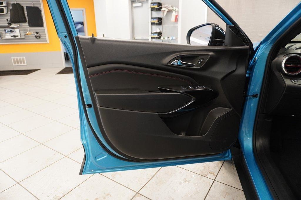 new 2025 Chevrolet Trax car, priced at $25,390