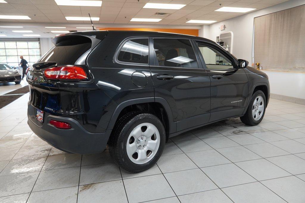 used 2016 Jeep Cherokee car, priced at $11,209