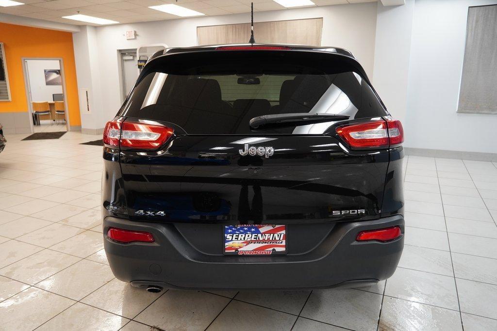 used 2016 Jeep Cherokee car, priced at $11,209