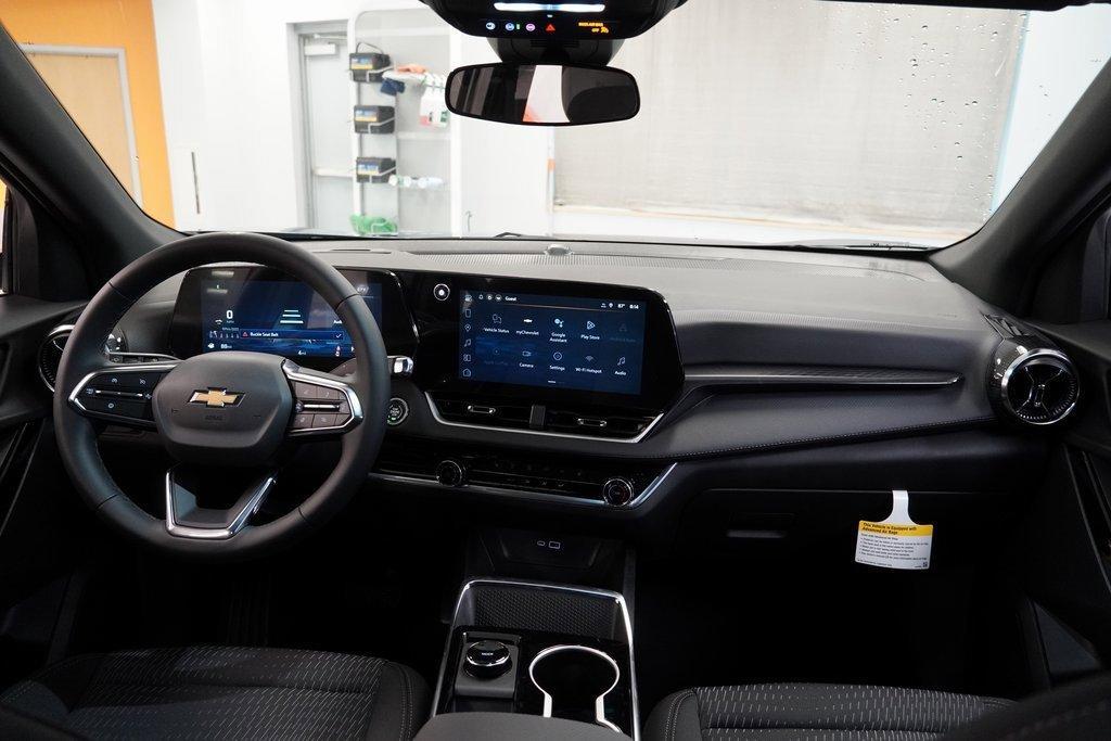 new 2026 Chevrolet Equinox car, priced at $28,499