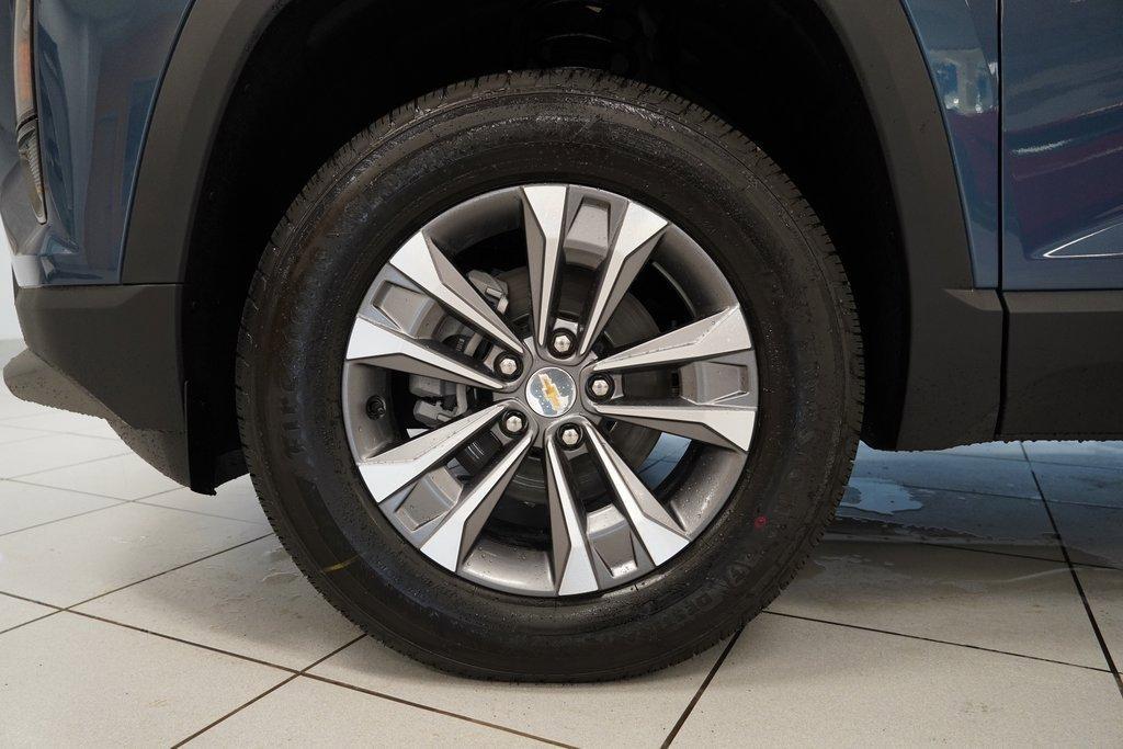 new 2026 Chevrolet Equinox car, priced at $28,499