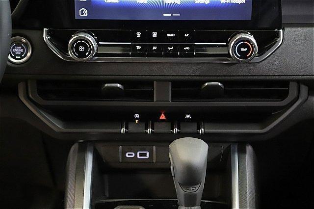new 2025 Chevrolet Colorado car, priced at $33,015