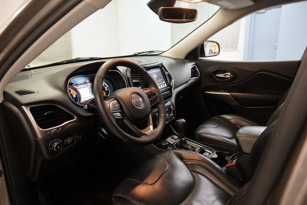 used 2019 Jeep Cherokee car, priced at $14,550